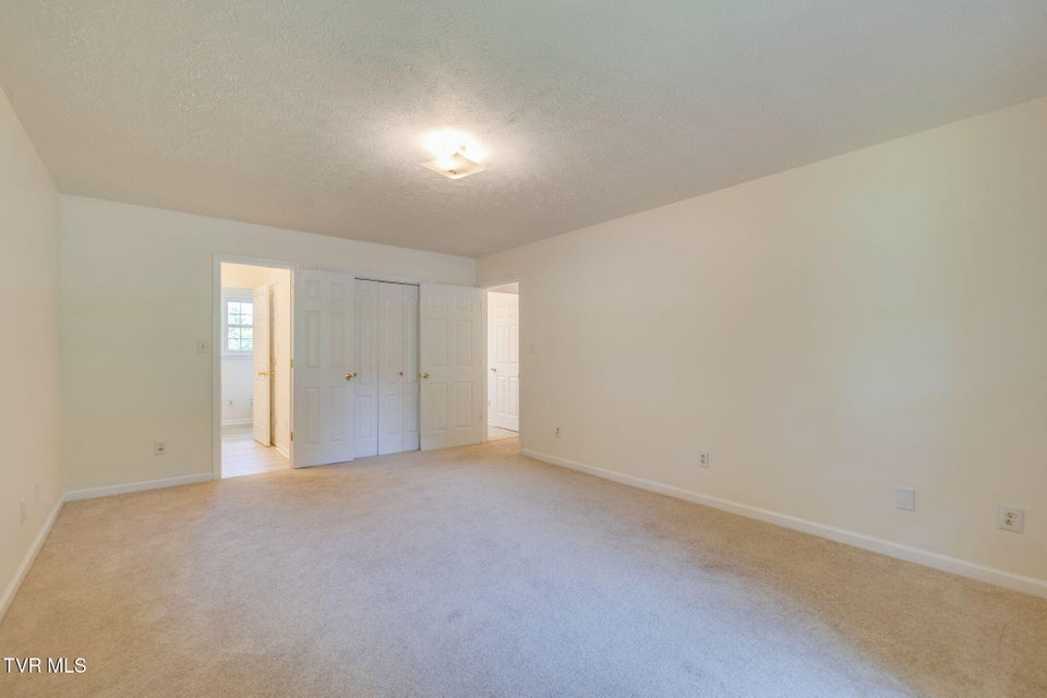 Photo #16: 3533 Mcintosh Drive