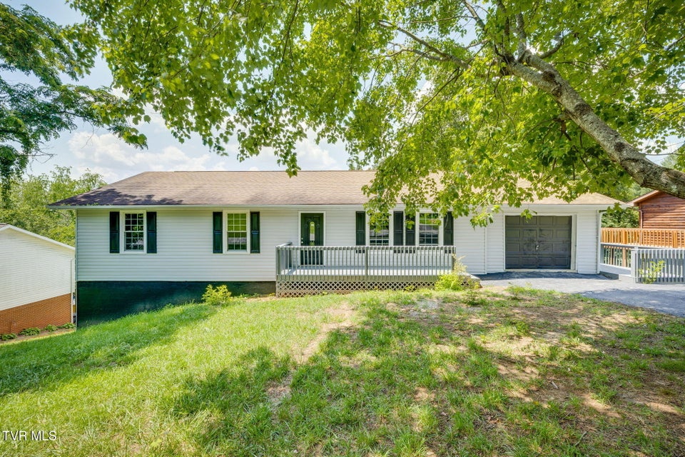 Photo #2: 3533 Mcintosh Drive