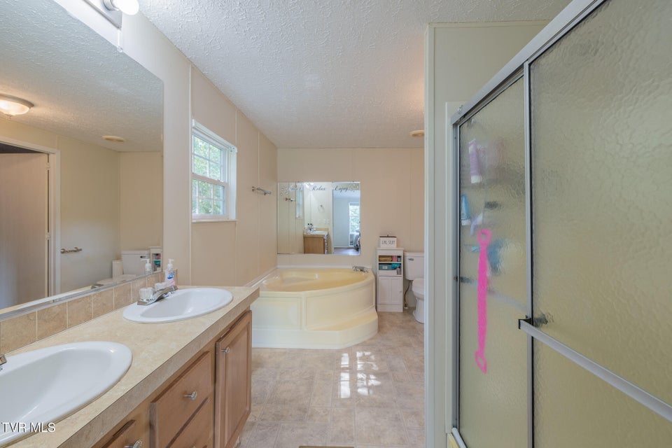 Photo #10: 1070 Bill Martin Road