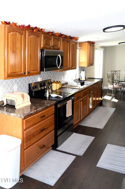 Photo #5: 416 Sycamore Drive