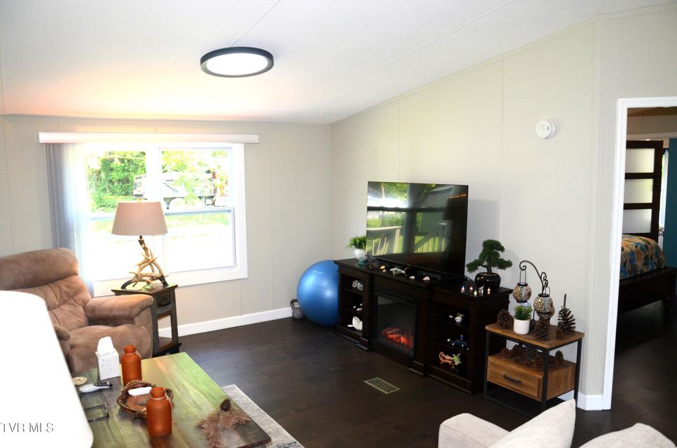 Photo #9: 416 Sycamore Drive
