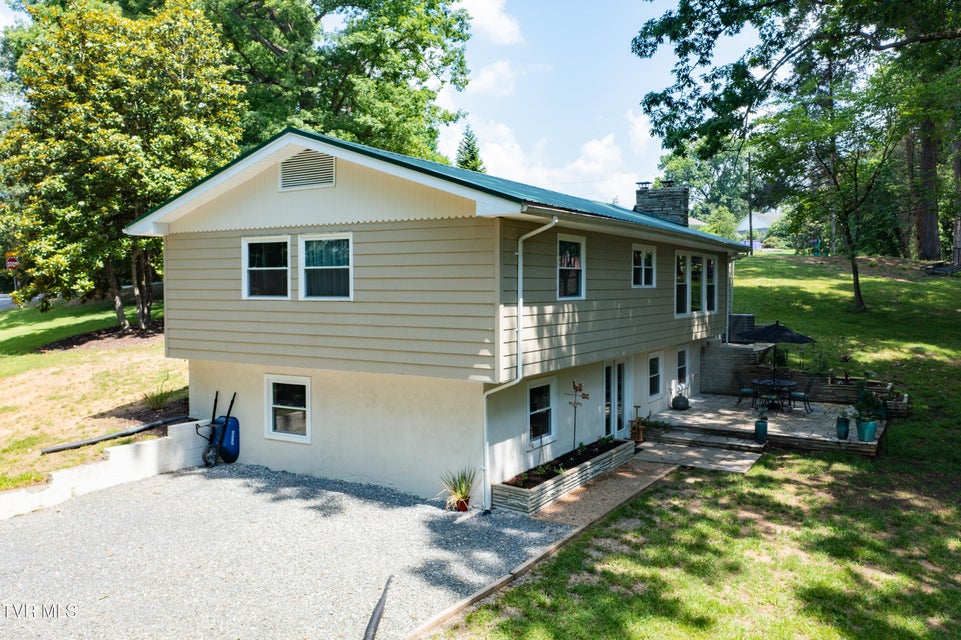 Photo #46: 101 Ridgewood Drive