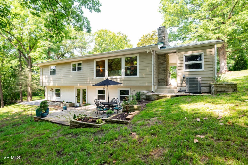 Photo #4: 101 Ridgewood Drive