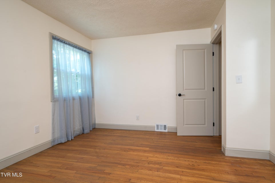 Photo #24: 101 Ridgewood Drive
