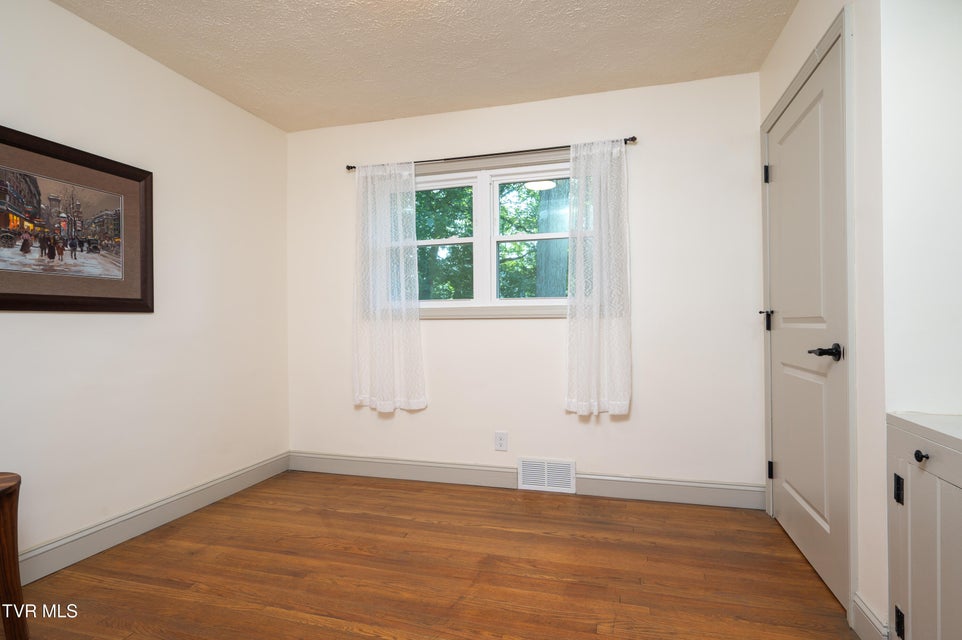 Photo #25: 101 Ridgewood Drive