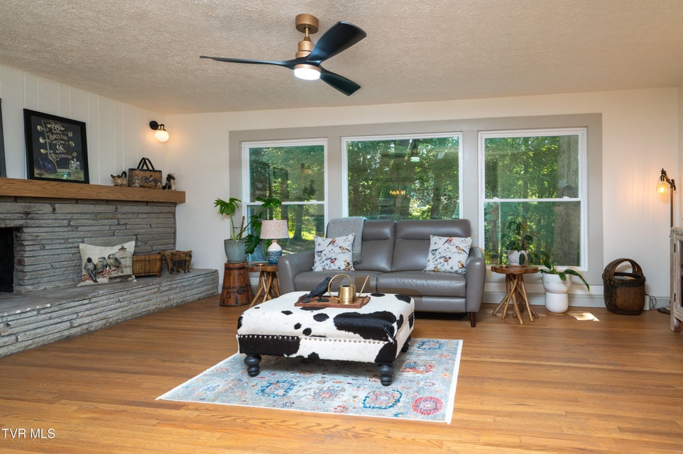 Photo #7: 101 Ridgewood Drive