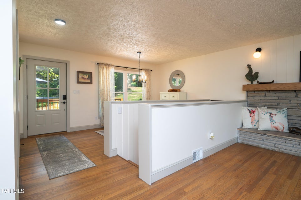 Photo #10: 101 Ridgewood Drive