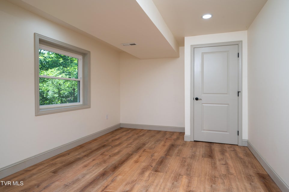 Photo #35: 101 Ridgewood Drive
