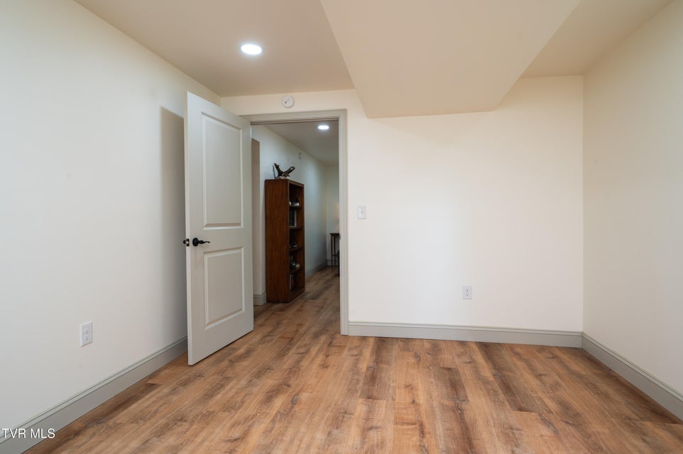 Photo #36: 101 Ridgewood Drive