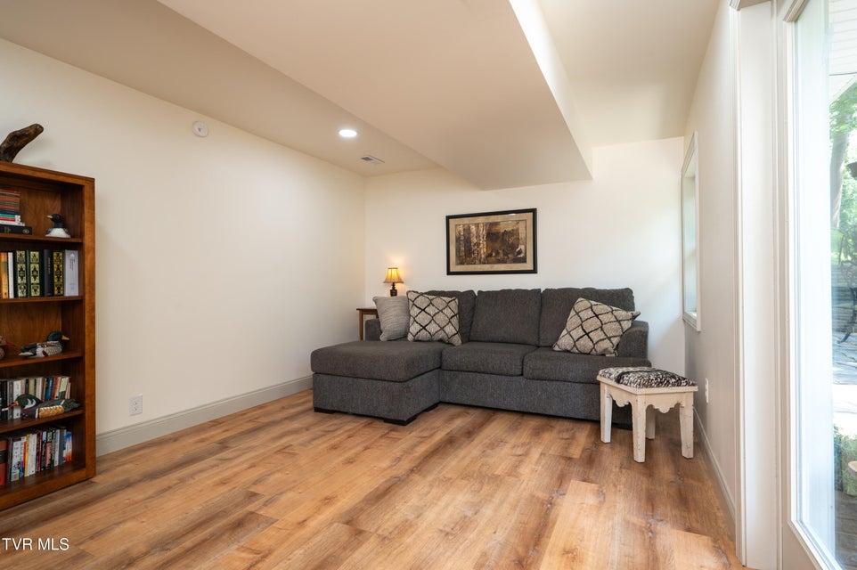 Photo #33: 101 Ridgewood Drive