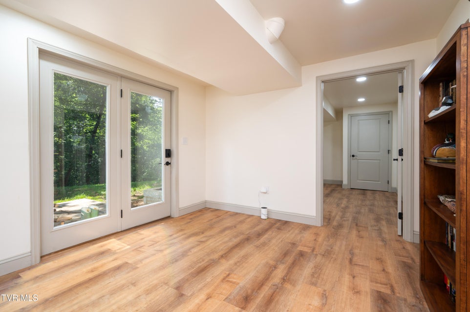 Photo #34: 101 Ridgewood Drive