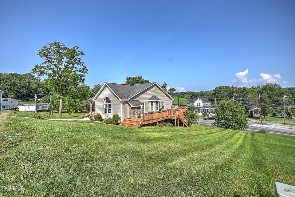 Photo #47: 517 Glade Street