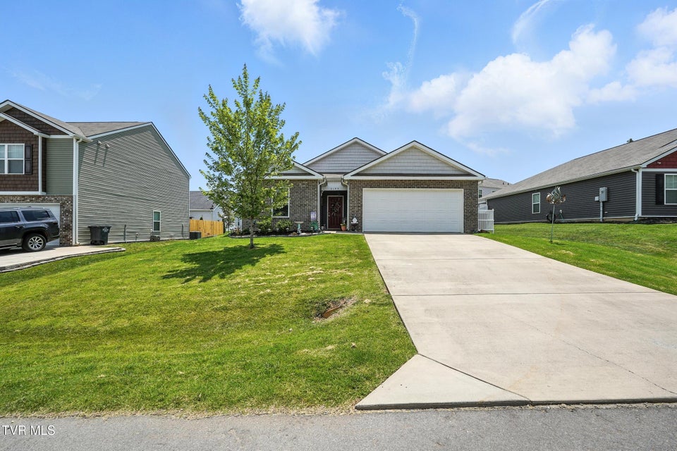 Photo #5: 3145 Phillips Way