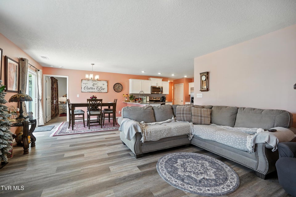 Photo #13: 3145 Phillips Way
