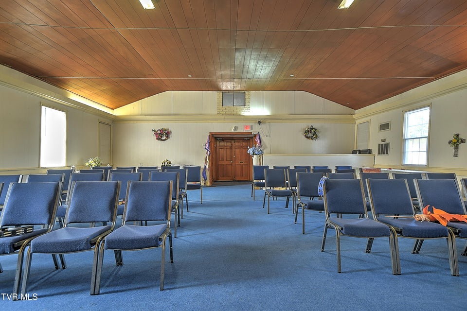 Photo #13: 2225 Ashwood Avenue