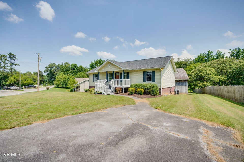 Photo #3: 3305 Mayfield Drive
