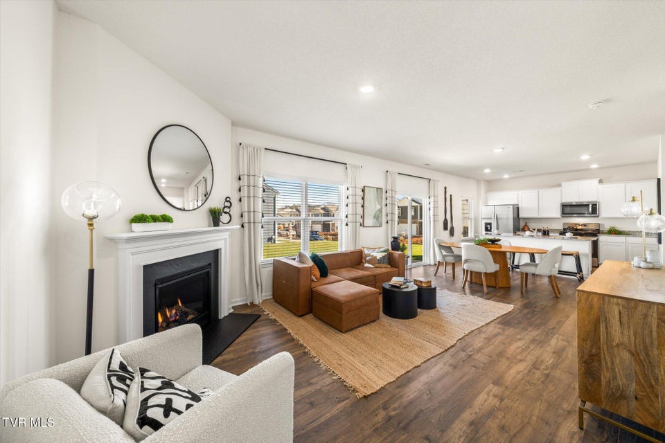 Photo #5: 991 Borage Drive