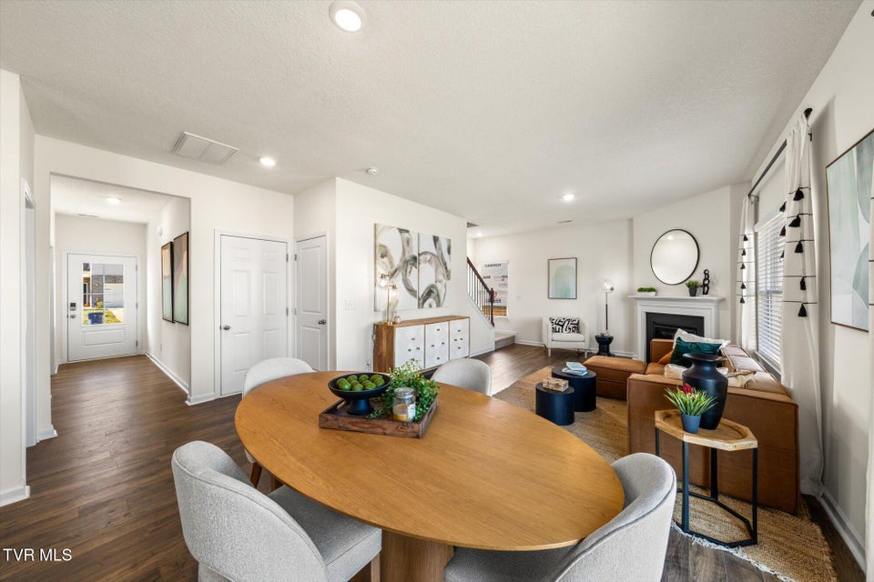 Photo #8: 991 Borage Drive