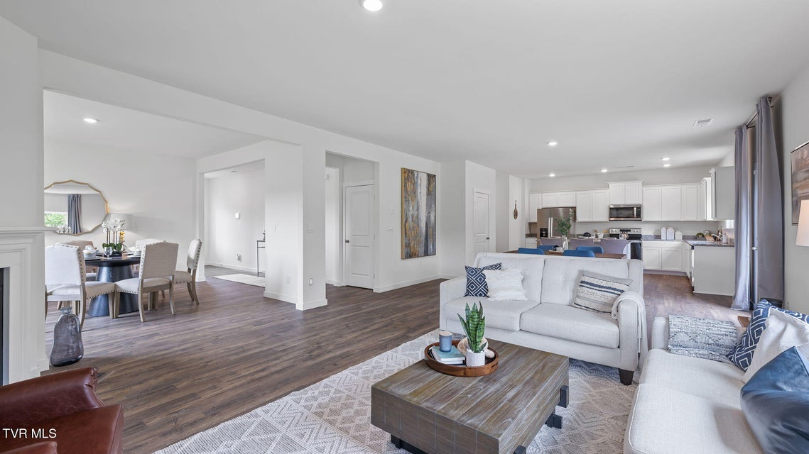 Photo #13: 995 Borage Drive