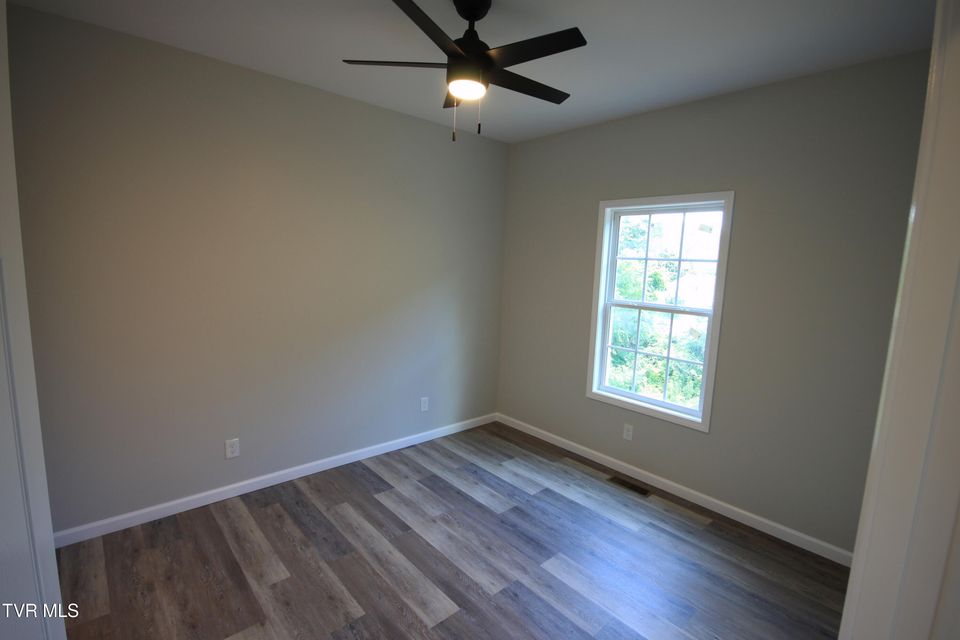 Photo #13: 1524 Brown Avenue
