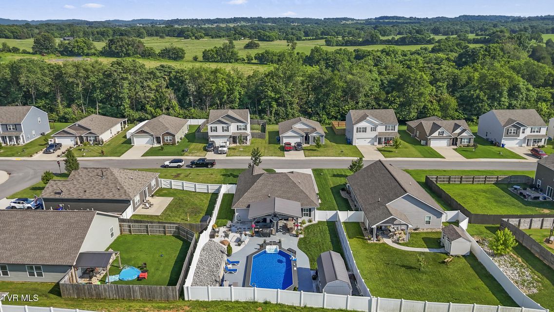 Photo #8: 354 Caroline Court