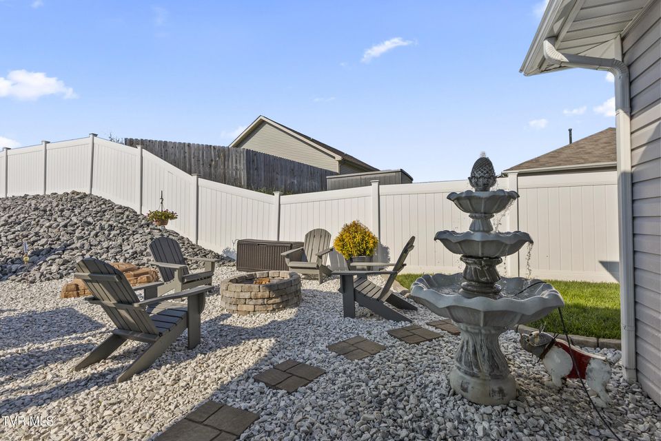Photo #13: 354 Caroline Court