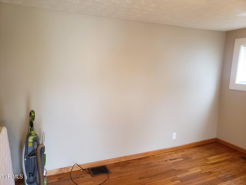 Photo #11: 129 Holcomb Street