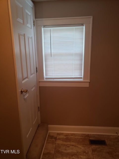 Photo #13: 129 Holcomb Street