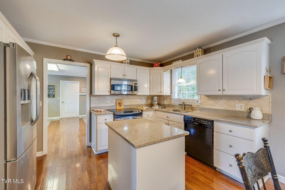Photo #12: 5116 Waterford Drive