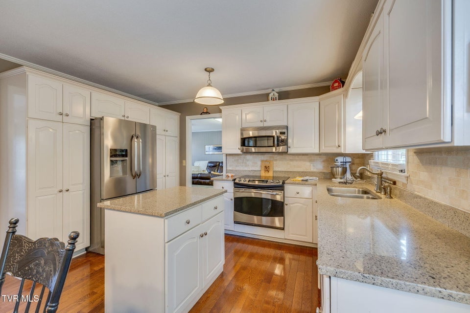 Photo #13: 5116 Waterford Drive