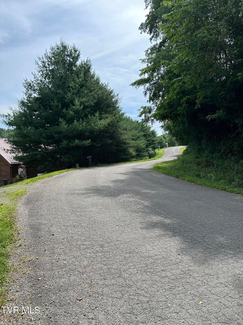Photo #2: Lot 9 Laurelwood Lane