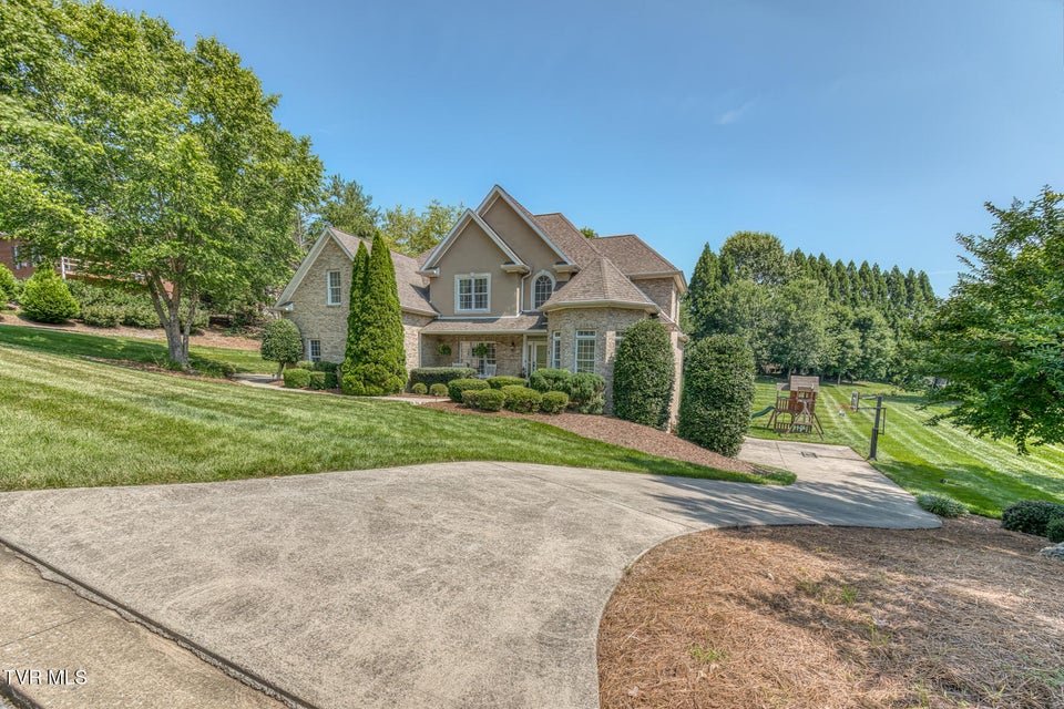 Photo #4: 3 Chestnut Ridge Court