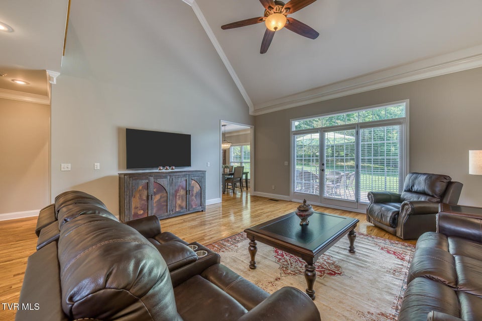 Photo #24: 3 Chestnut Ridge Court