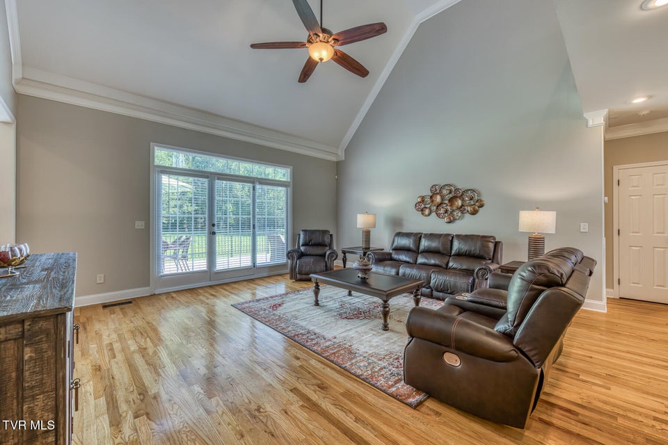 Photo #25: 3 Chestnut Ridge Court