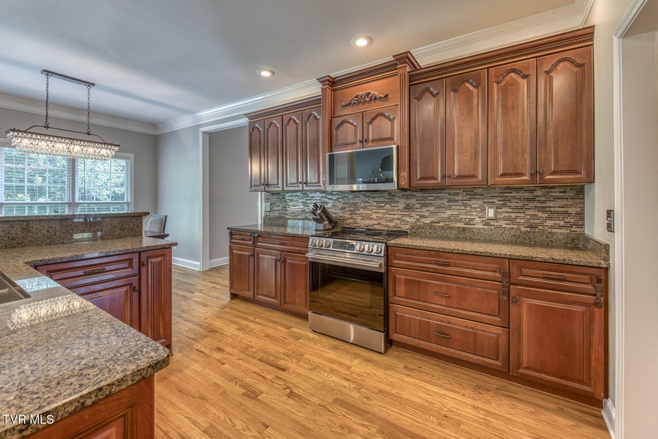 Photo #35: 3 Chestnut Ridge Court