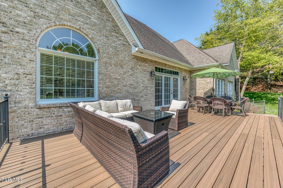Photo #61: 3 Chestnut Ridge Court