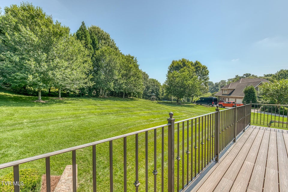 Photo #63: 3 Chestnut Ridge Court