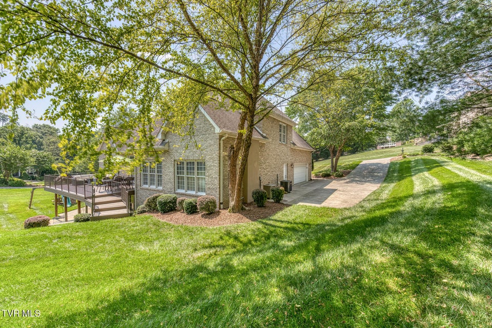 Photo #70: 3 Chestnut Ridge Court