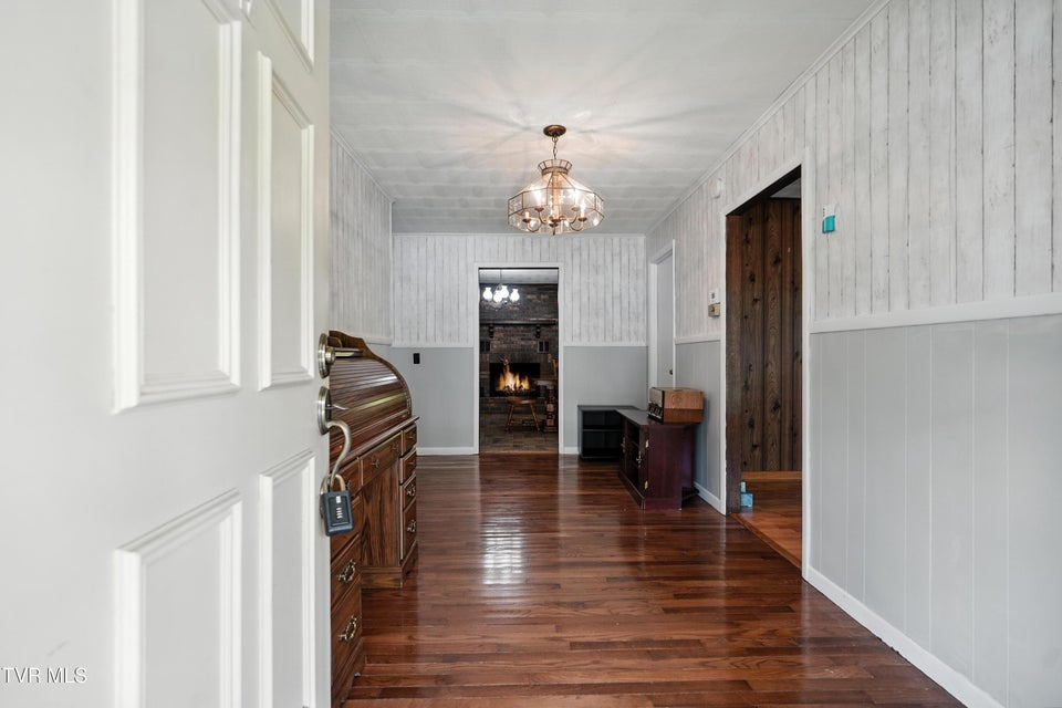 Photo #8: 1710 Shawnee Avenue