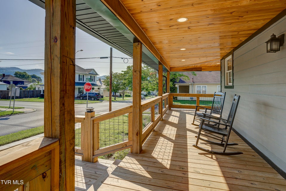 Photo #47: 403 Catawba Street