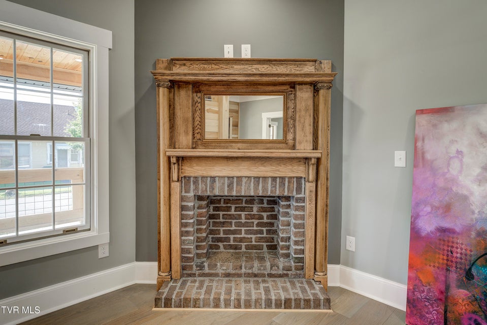 Photo #8: 403 Catawba Street