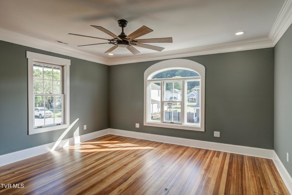 Photo #33: 403 Catawba Street