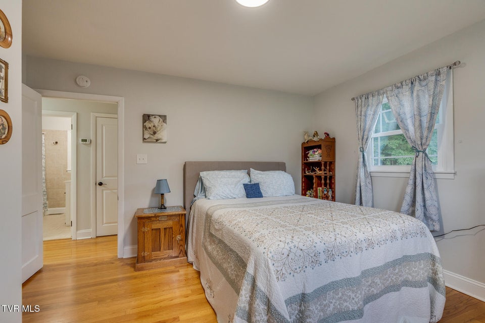 Photo #12: 210 Anderson Road