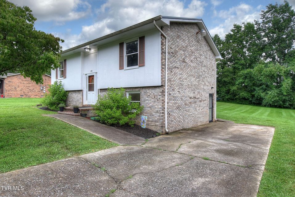 Photo #2: 220 Tallman Drive