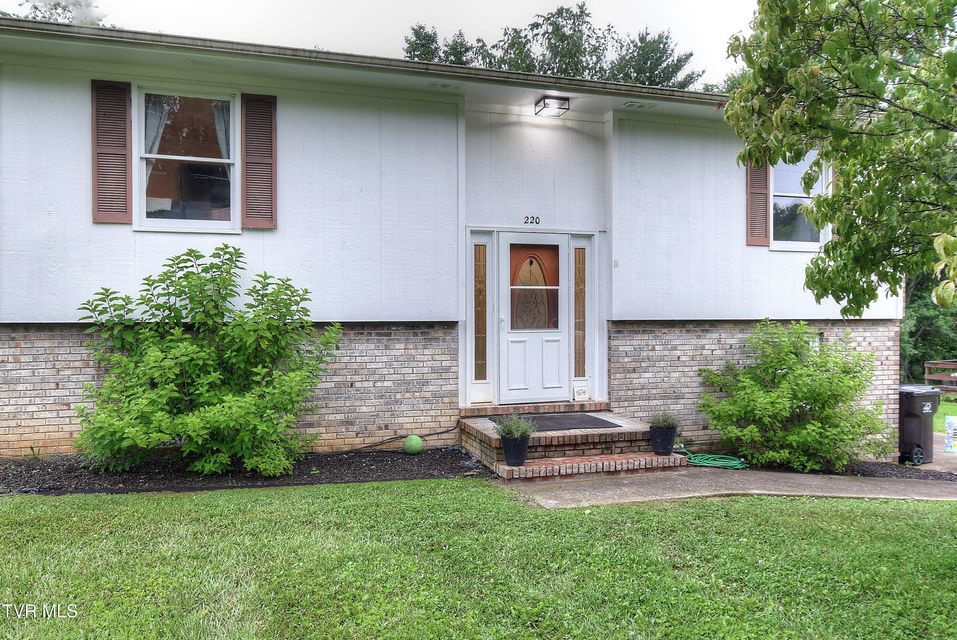 Photo #5: 220 Tallman Drive