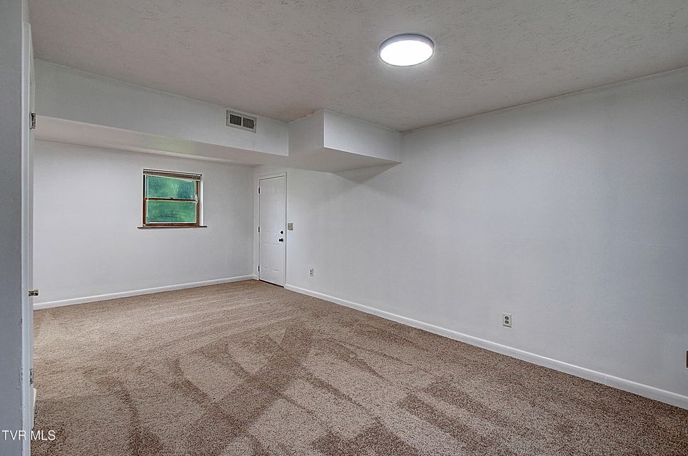 Photo #26: 220 Tallman Drive