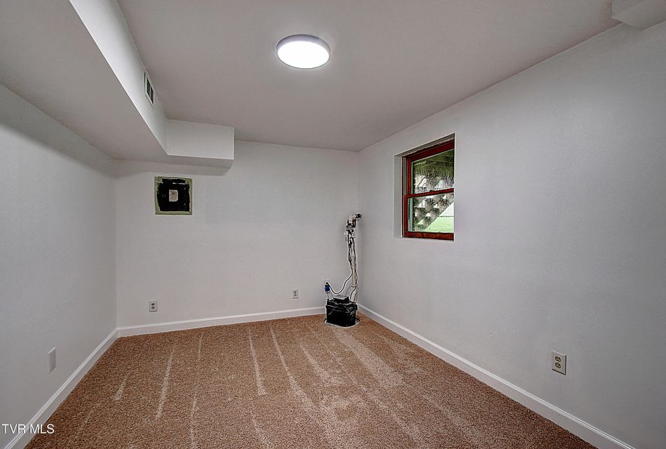 Photo #27: 220 Tallman Drive