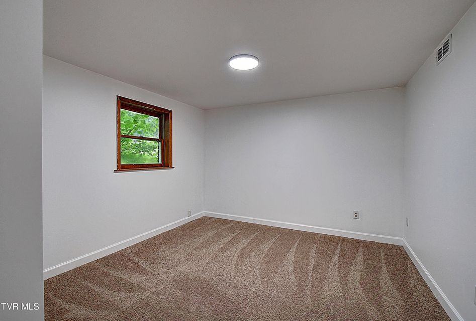 Photo #29: 220 Tallman Drive