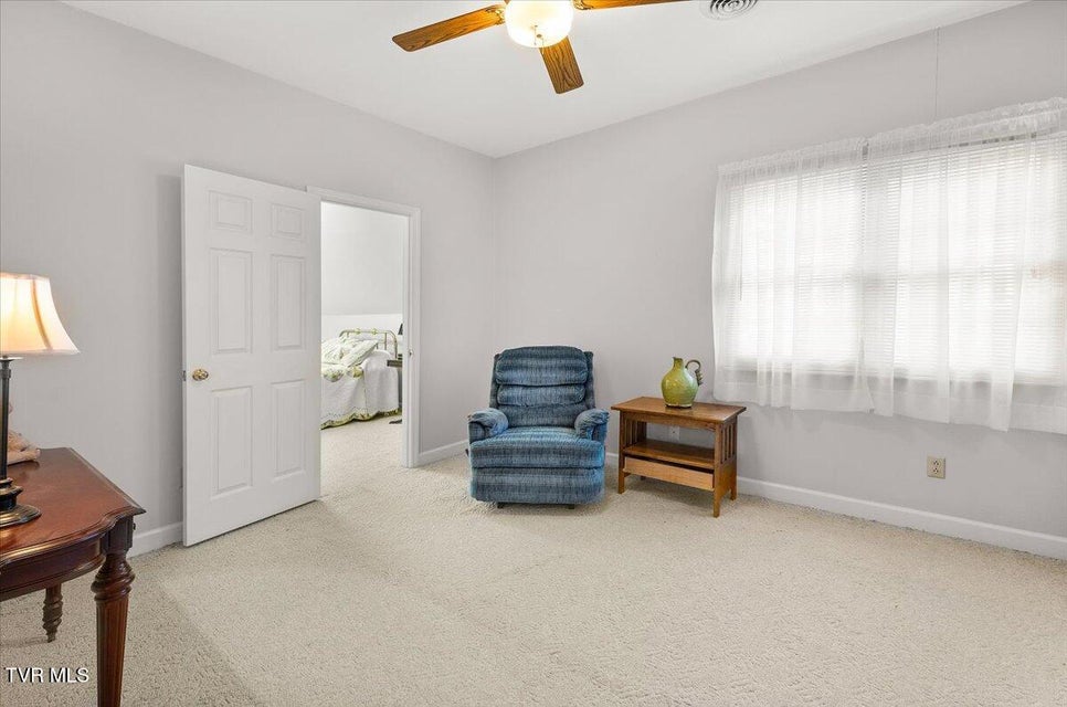 Photo #38: 202 Woodbriar Drive