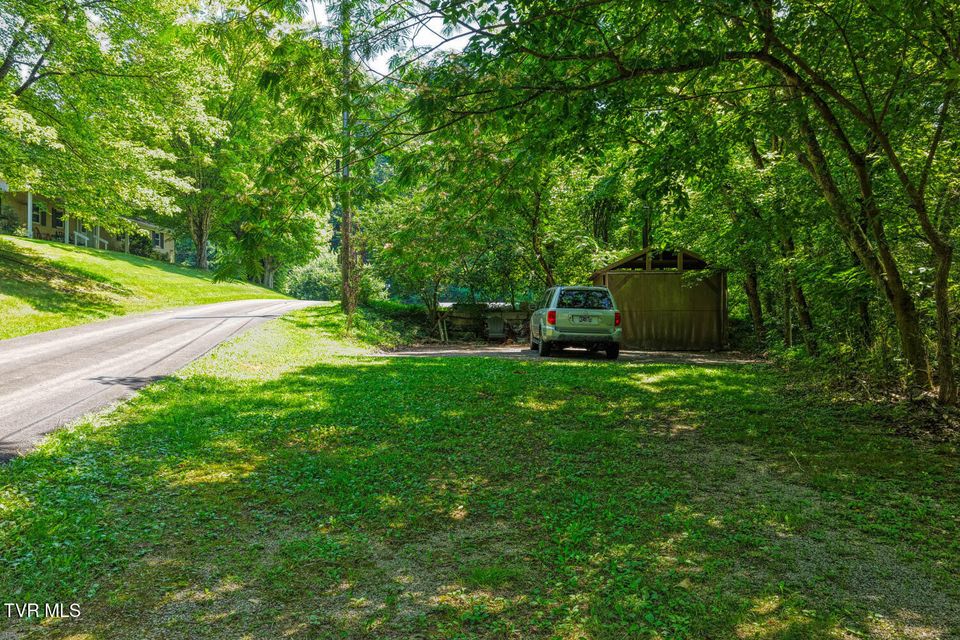 Photo #72: 318 Arrowhead Drive